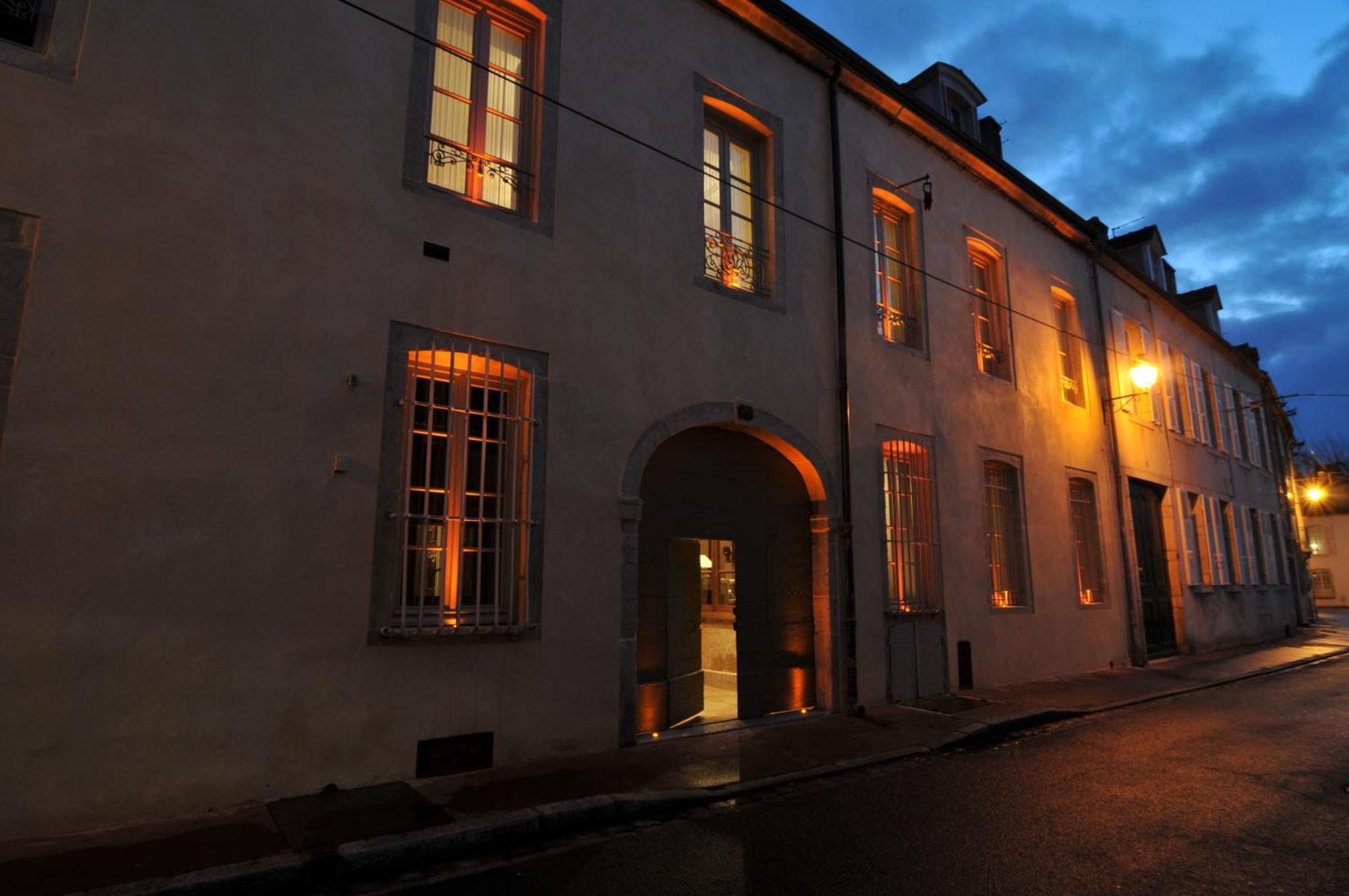 Le Clos Sainte-Marguerite Beaune  Exterior photo