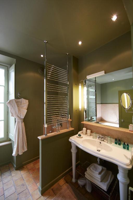 Le Clos Sainte-Marguerite Beaune  Room photo